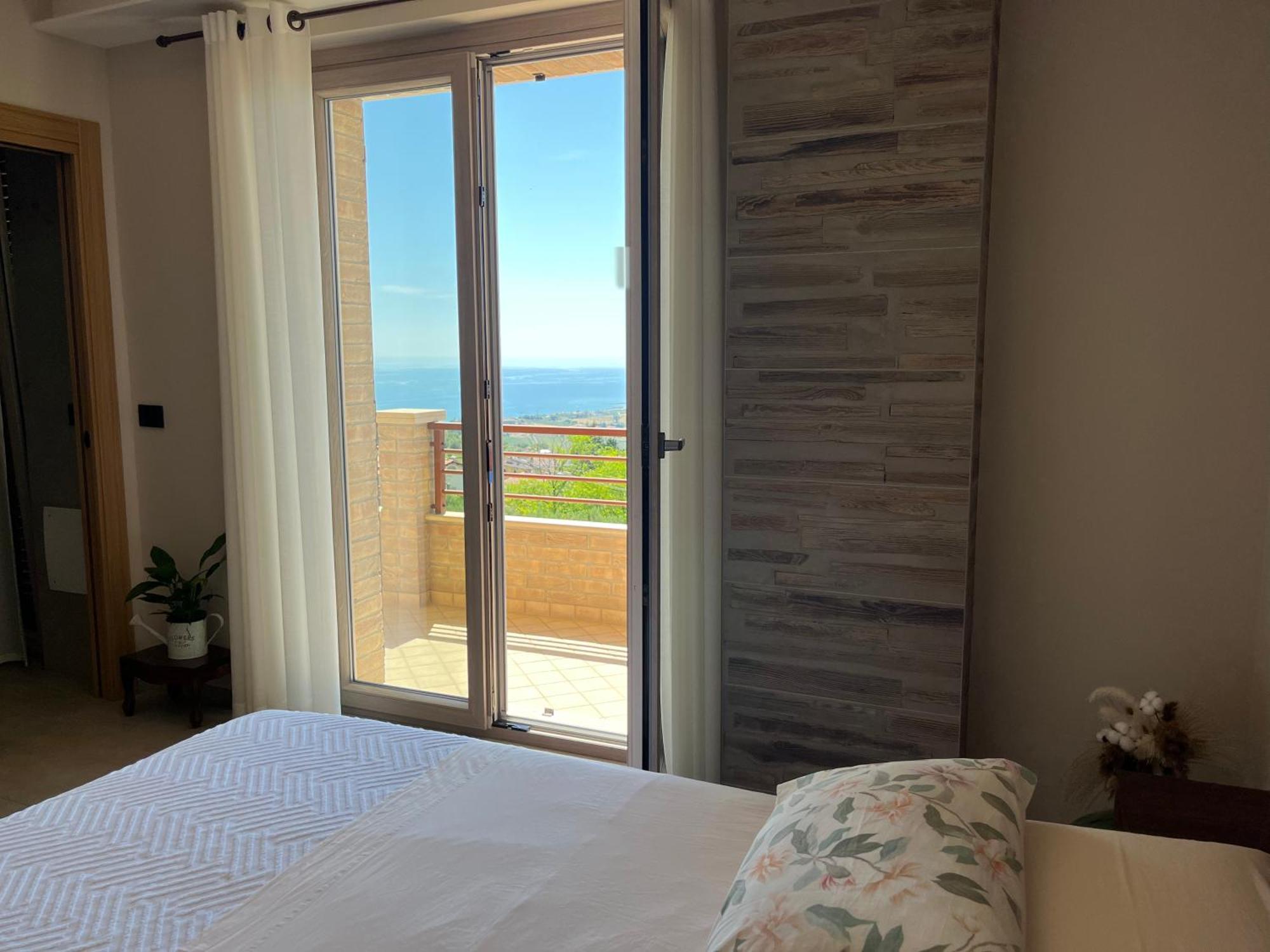 Seta Luxury Apartment Roseto Degli Abruzzi Exterior photo