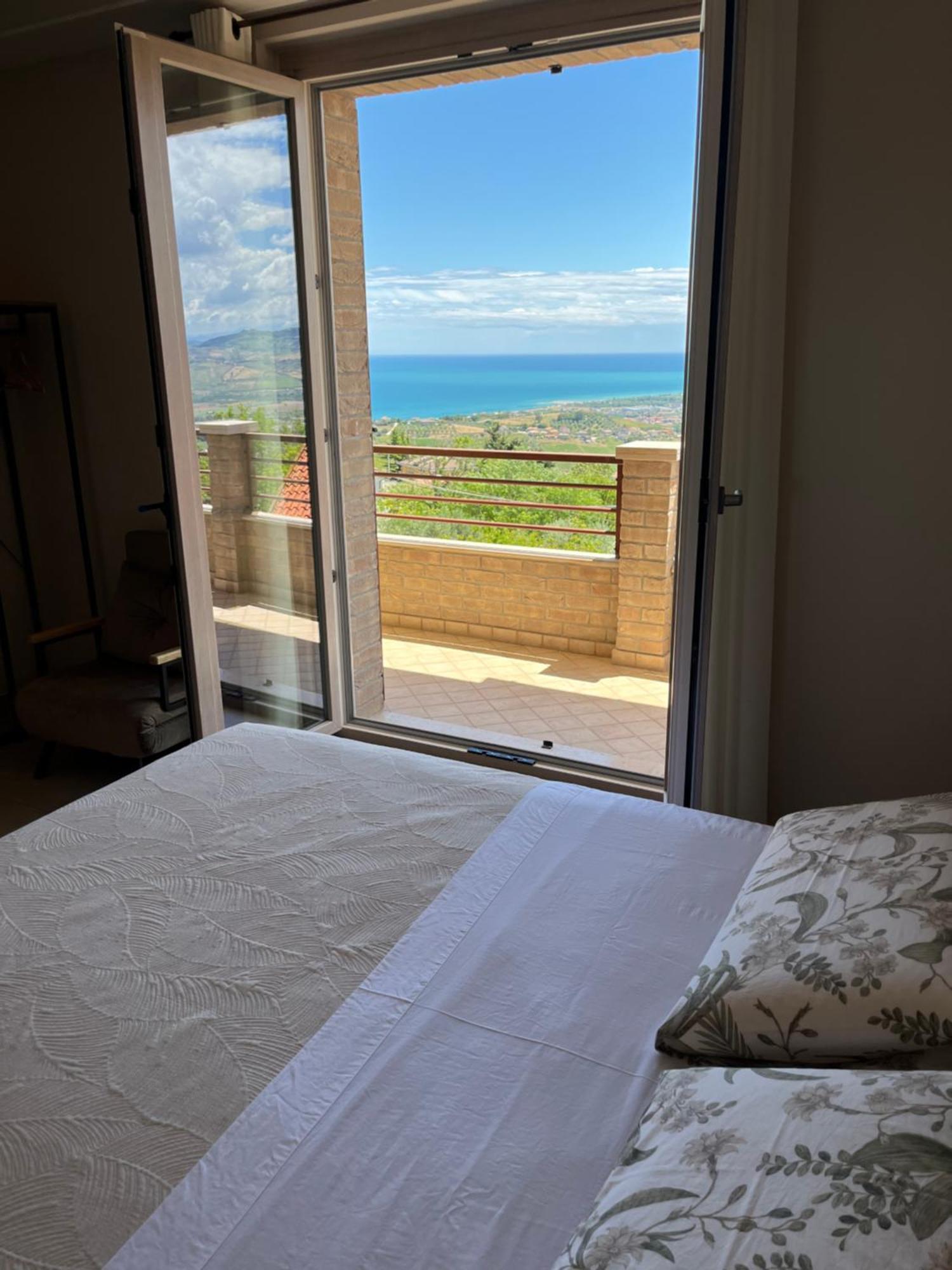 Seta Luxury Apartment Roseto Degli Abruzzi Exterior photo